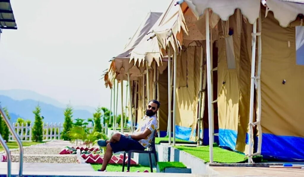 Guest at luxury tent house